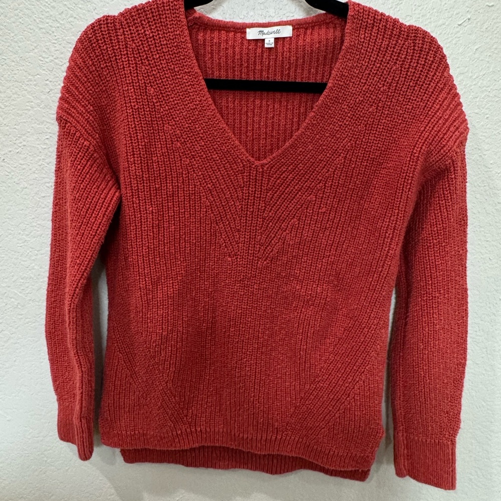 Madewell Red V-Neck Sweater with Chunky Knit and Relaxed Fit